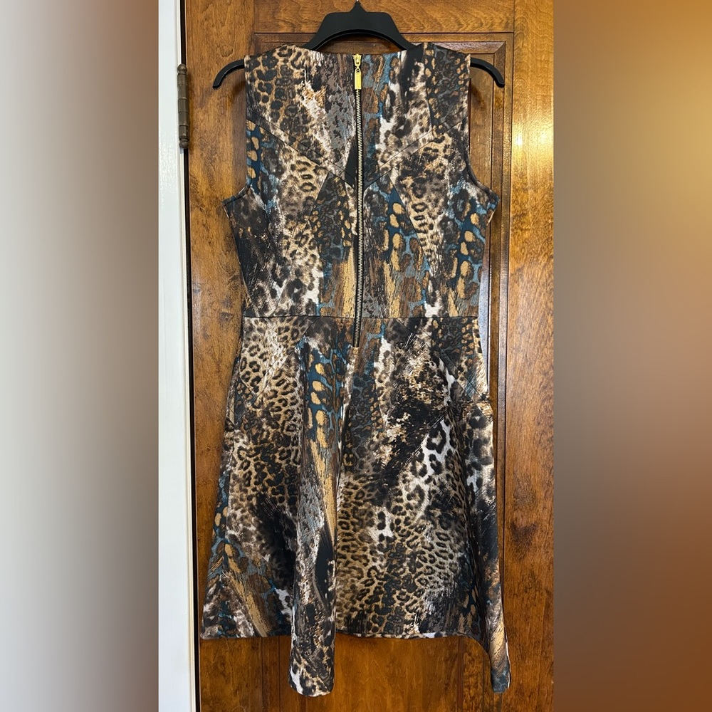 Jennifer Lopez Brown Patterned Dress - Picture 4 of 4